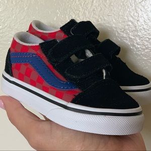Vans toddlers old school size 5
